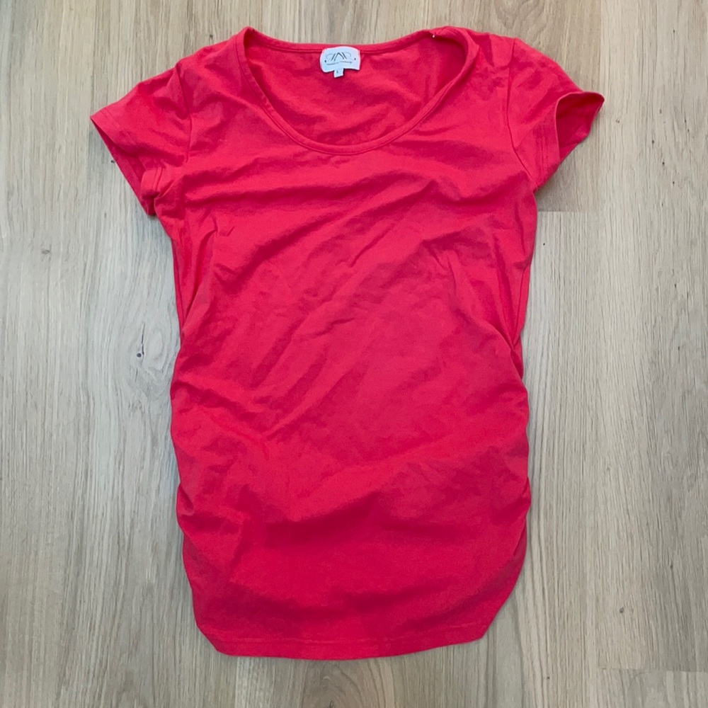 Madeline maternity pink top size L